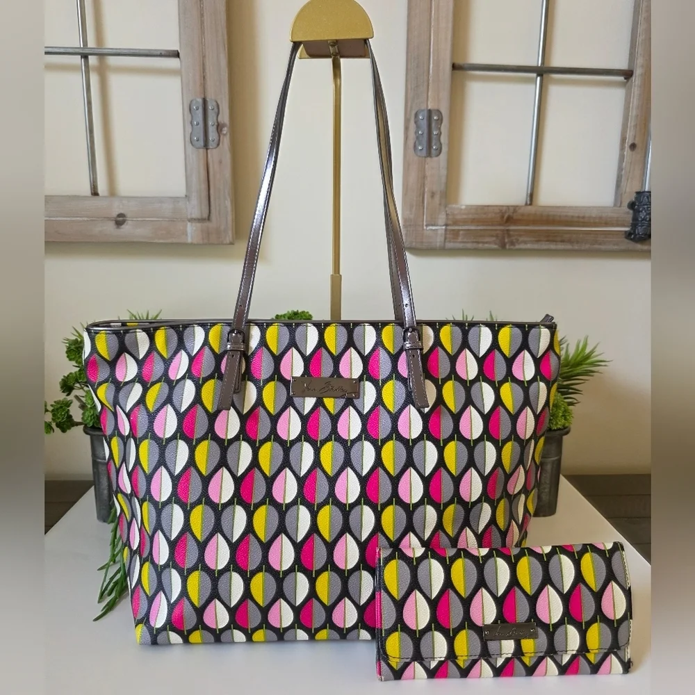 Vera Bradley Retired Large Tote & Matching Wallet- Moon Drops Pattern